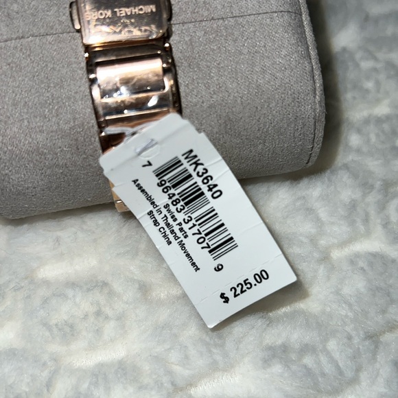 Michael Kors watch-Authentic-NIB - Picture 5 of 10